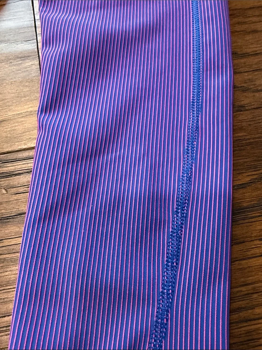 Old Navy Powersoft brand Purple & Blue Stripe Performance Leggings with Pockets